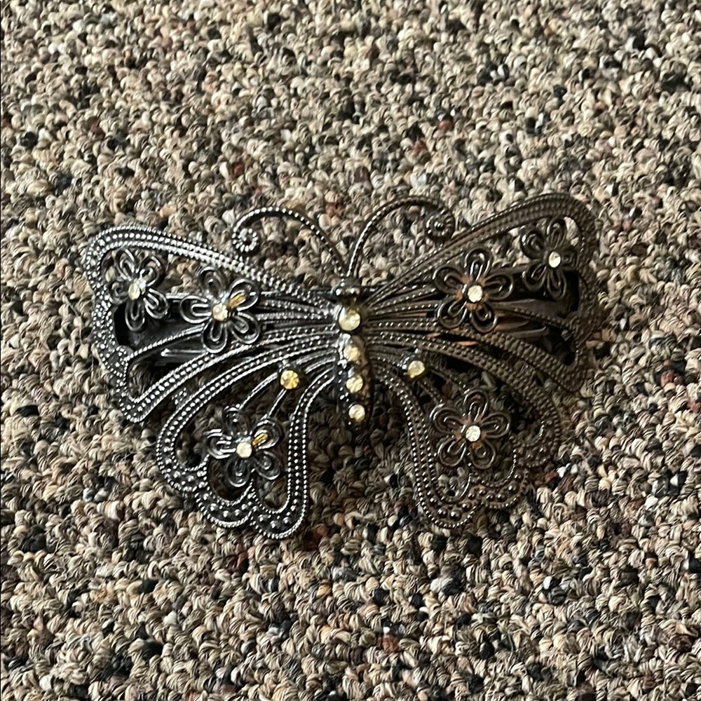 Intricate Silver Butterfly Hair Clip